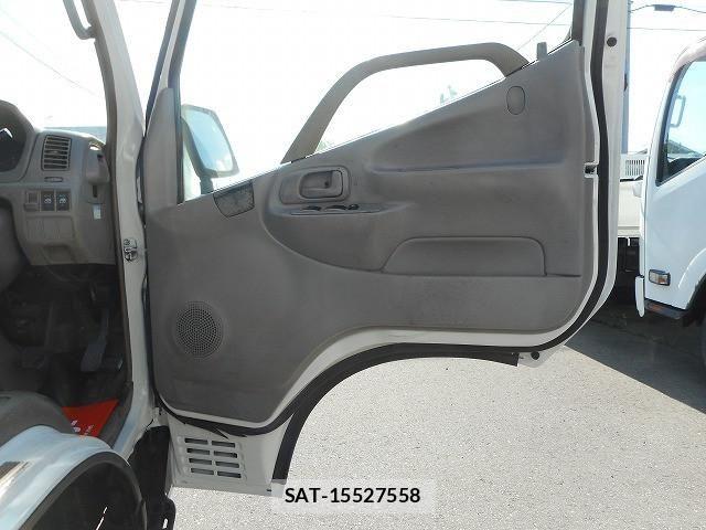 Toyota DYNA TRUCK 2008-11 8524611-13