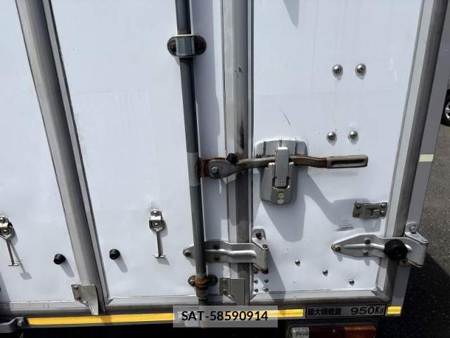Toyota DYNA TRUCK 2020-05 8524595-15