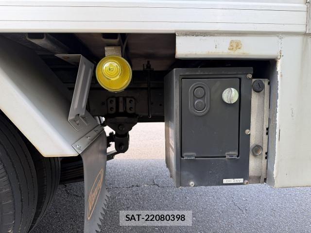 Toyota DYNA TRUCK 2018-06 8524587-11