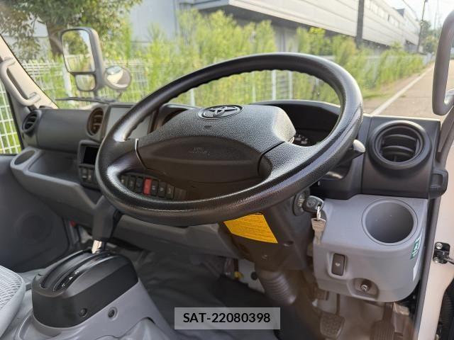 Toyota DYNA TRUCK 2018-06 8524587-17