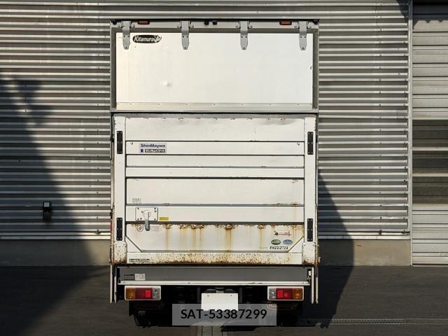 Toyota DYNA TRUCK 2018-06 8524589-3