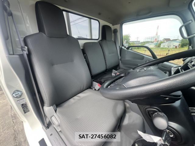 Toyota DYNA TRUCK 2026-07 8524579-16