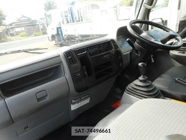 Toyota DYNA TRUCK 2015-06 8524608-13