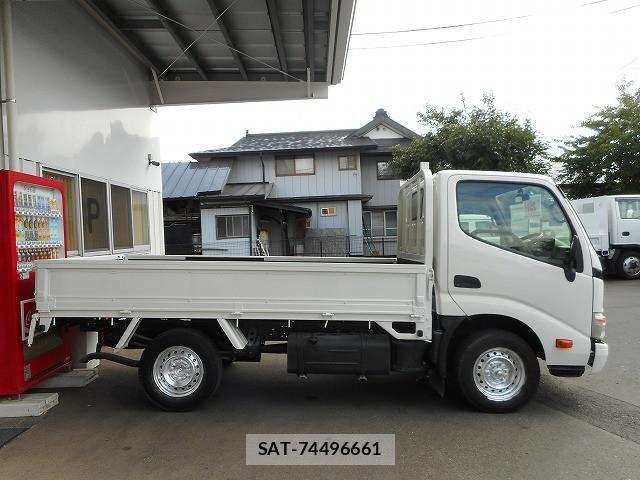 Toyota DYNA TRUCK 2015-06 8524608-3