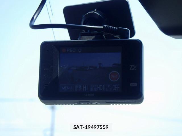 Toyota DYNA TRUCK 2022-11 8524581-15