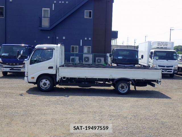 Toyota DYNA TRUCK 2022-11 8524581-3