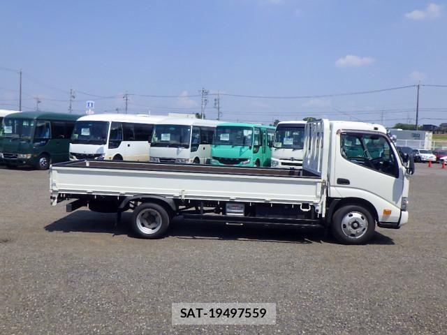 Toyota DYNA TRUCK 2022-11 8524581-4