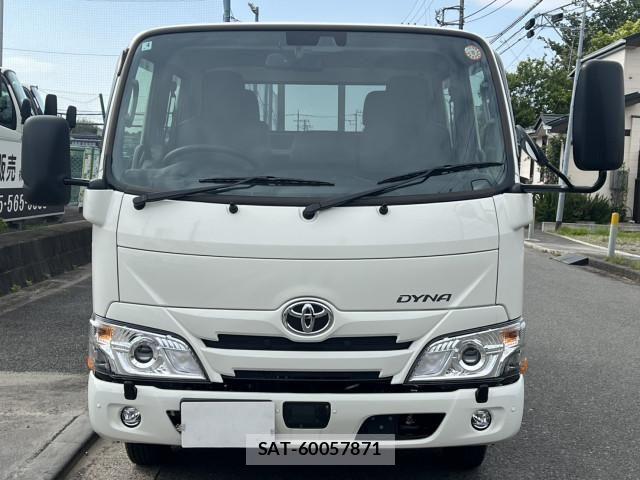 Toyota DYNA TRUCK 2026-04 8524577-4