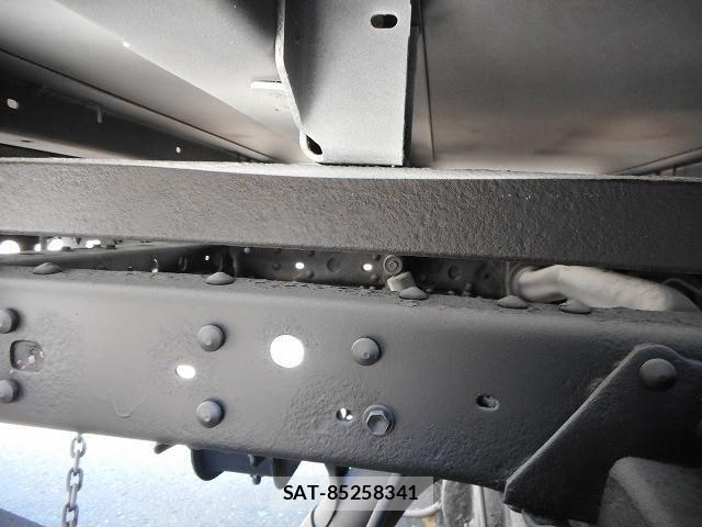 Toyota DYNA TRUCK 2017-01 8524602-25