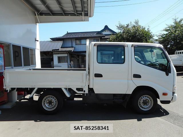 Toyota DYNA TRUCK 2017-01 8524602-3