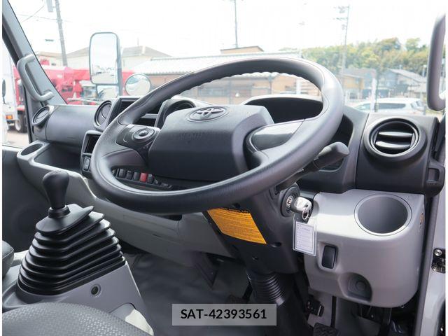 Toyota DYNA TRUCK 2026-03 8524574-17