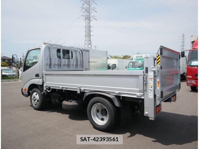 Toyota DYNA TRUCK 2026-03 8524574-4