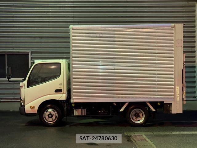 Toyota DYNA TRUCK 2018-06 8524588-1