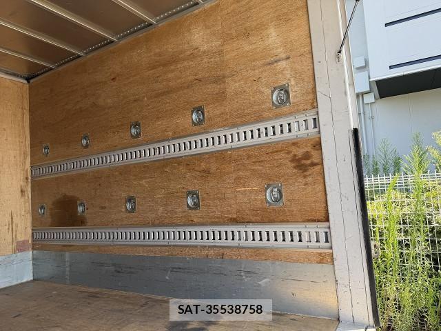 Toyota DYNA TRUCK 2018-06 8524590-24