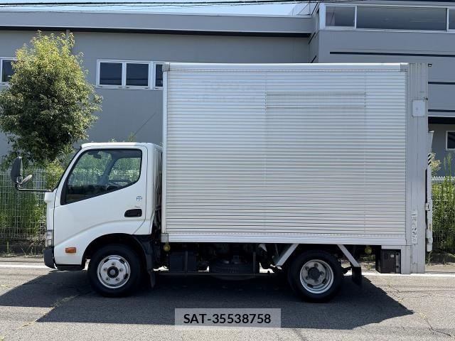 Toyota DYNA TRUCK 2018-06 8524590-2