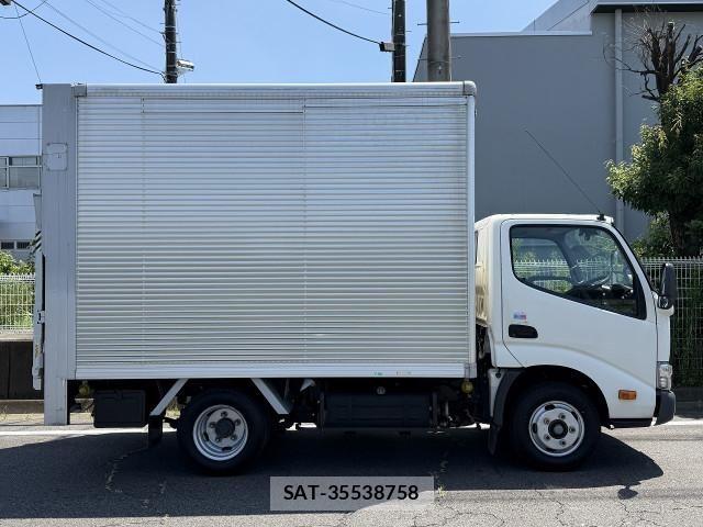 Toyota DYNA TRUCK 2018-06 8524590-3
