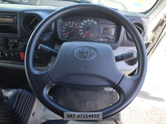 Toyota DYNA TRUCK 2024-02 8524594-3
