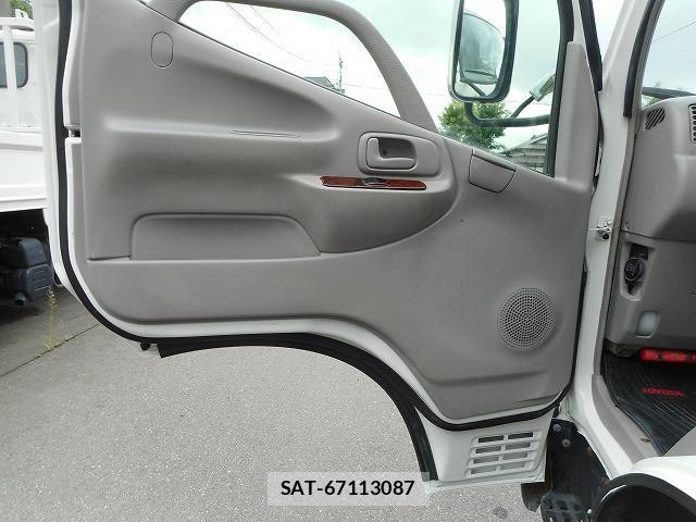 Toyota DYNA TRUCK 2011-12 8524610-15