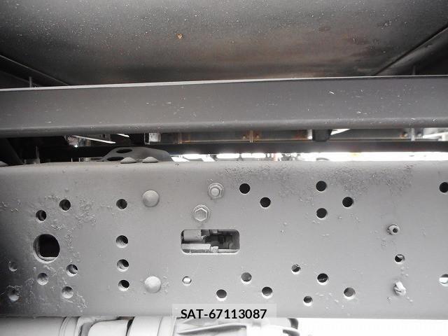 Toyota DYNA TRUCK 2011-12 8524610-23