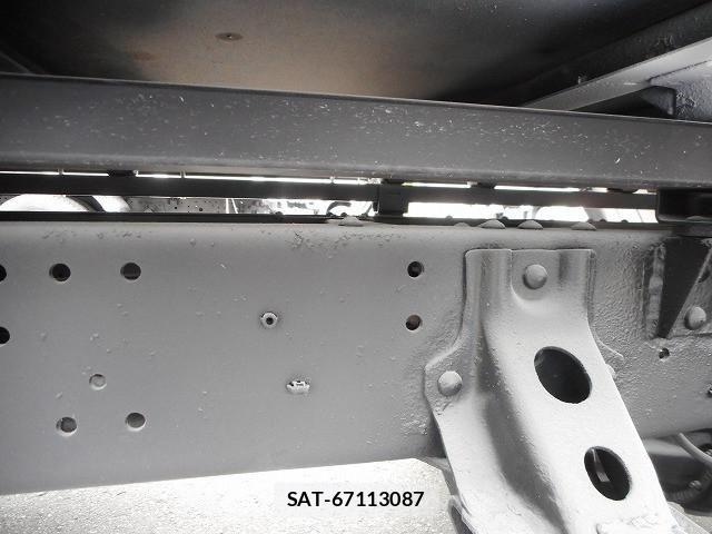 Toyota DYNA TRUCK 2011-12 8524610-24