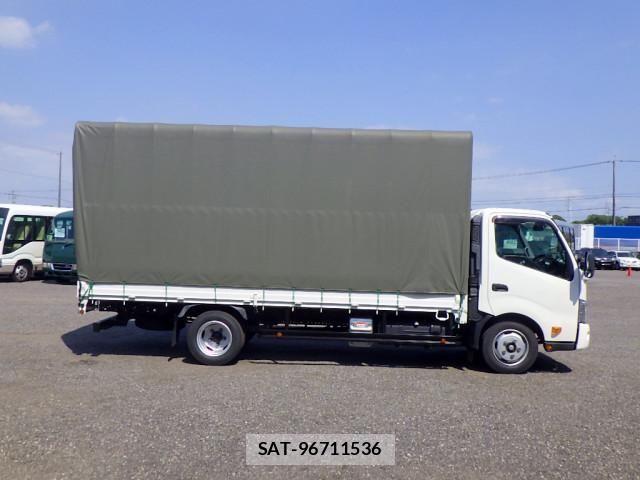 Toyota DYNA TRUCK 2022-01 8524583-4