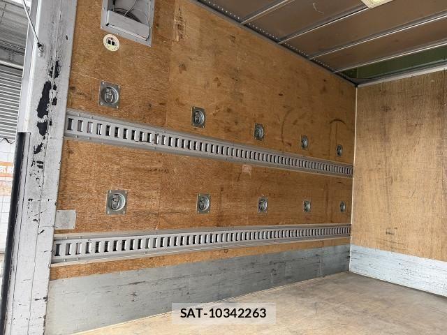 Toyota DYNA TRUCK 2017-12 8524593-22