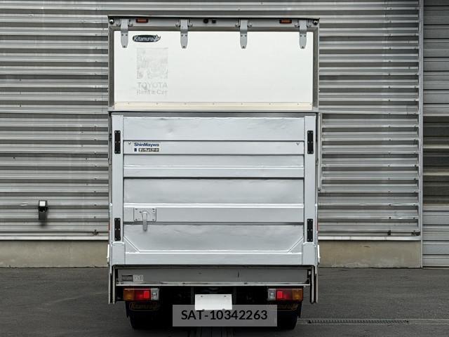 Toyota DYNA TRUCK 2017-12 8524593-3