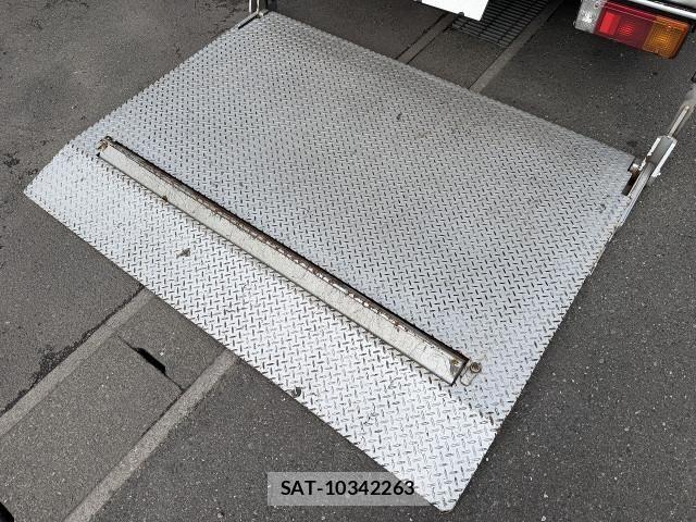 Toyota DYNA TRUCK 2017-12 8524593-5