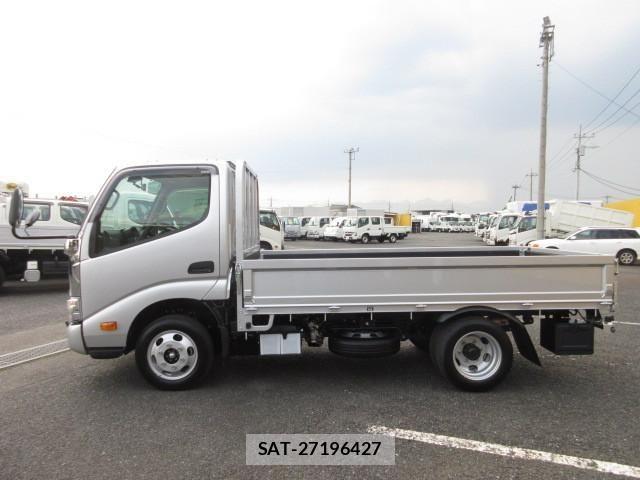 Toyota DYNA TRUCK 2026-03 8524575-4