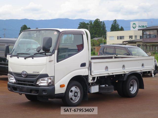 Toyota DYNA TRUCK 2017-03 8524615-0