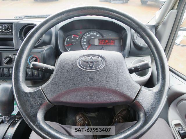 Toyota DYNA TRUCK 2017-03 8524615-9