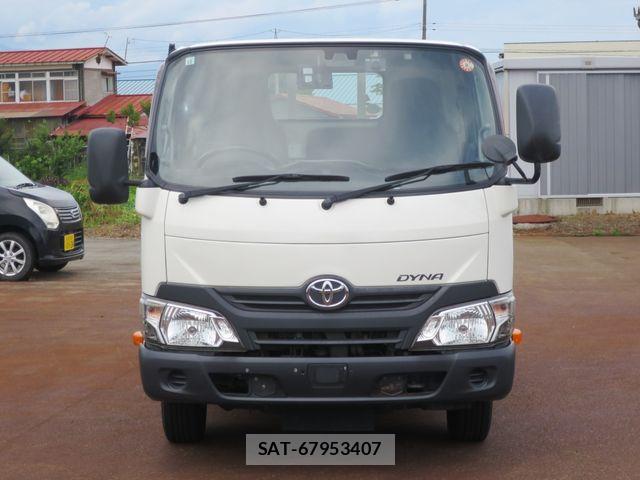 Toyota DYNA TRUCK 2017-03 8524615-1