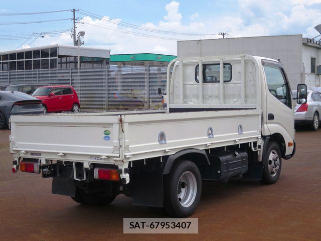 Toyota DYNA TRUCK 2017-03 8524615-2