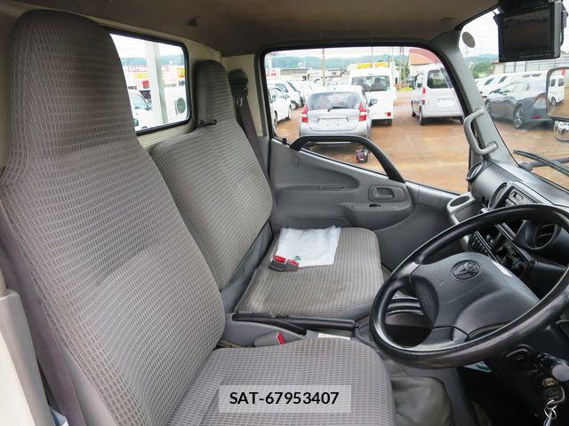 Toyota DYNA TRUCK 2017-03 8524615-7