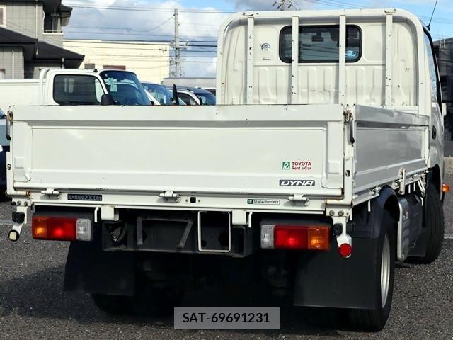 Toyota DYNA TRUCK 2022-08 8524591-2