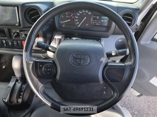 Toyota DYNA TRUCK 2022-08 8524591-3