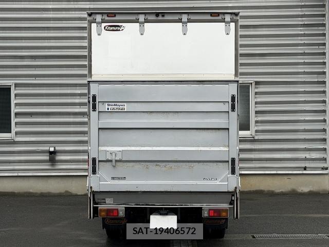 Toyota DYNA TRUCK 2018-06 8524592-3