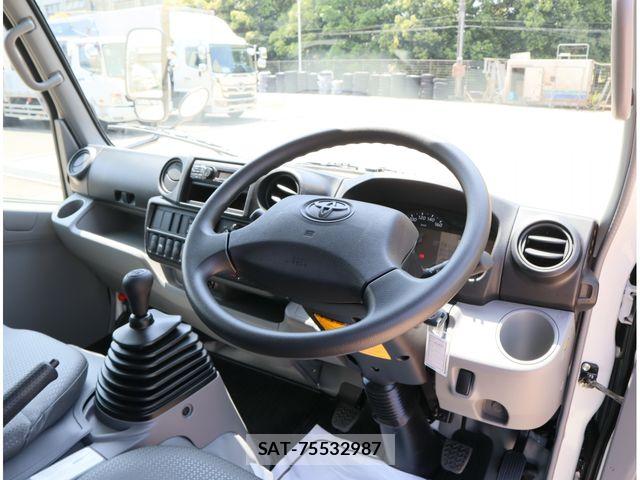 Toyota DYNA TRUCK 2026-01 8561748-15