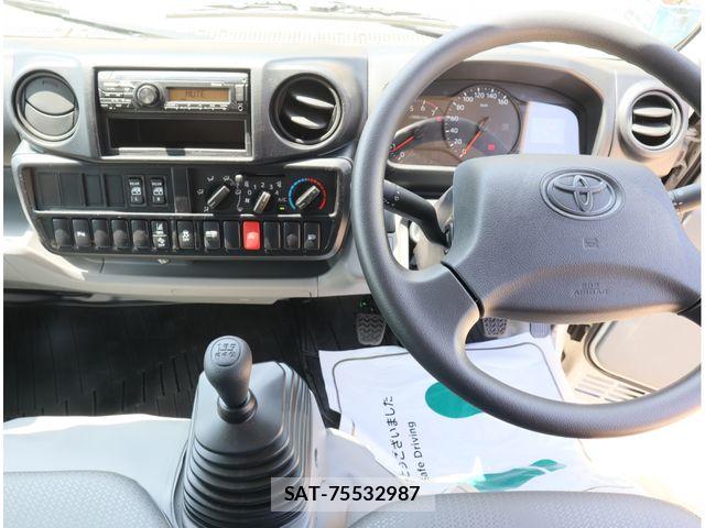 Toyota DYNA TRUCK 2026-01 8561748-16