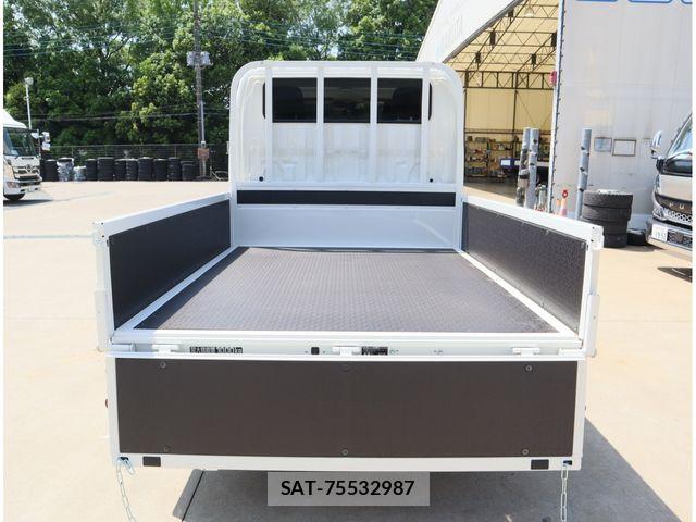 Toyota DYNA TRUCK 2026-01 8561748-5
