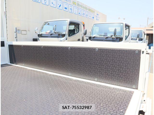 Toyota DYNA TRUCK 2026-01 8561748-8