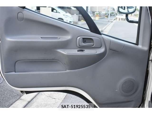 Toyota DYNA TRUCK 2015-04 8561755-10