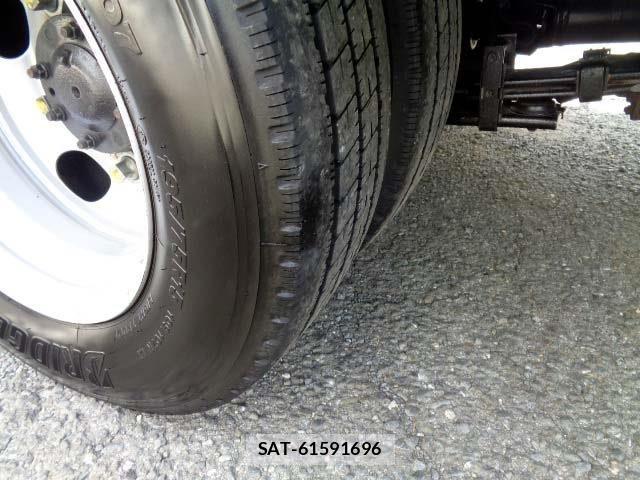 Toyota DYNA TRUCK 2015-04 8626573-17