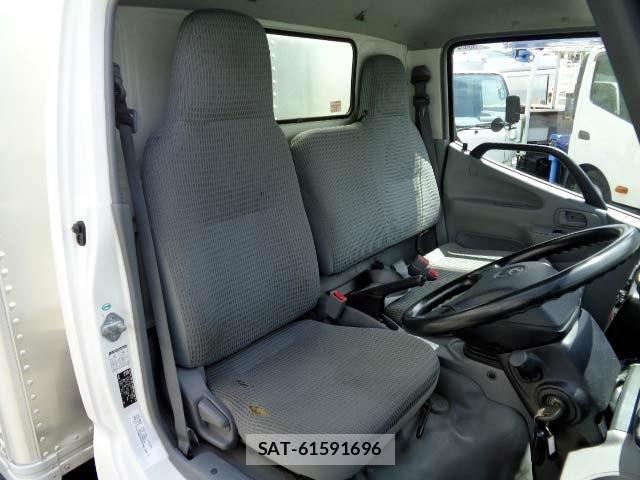 Toyota DYNA TRUCK 2015-04 8626573-4