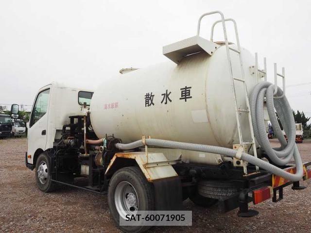 Toyota DYNA TRUCK 2013-07 8626569-2