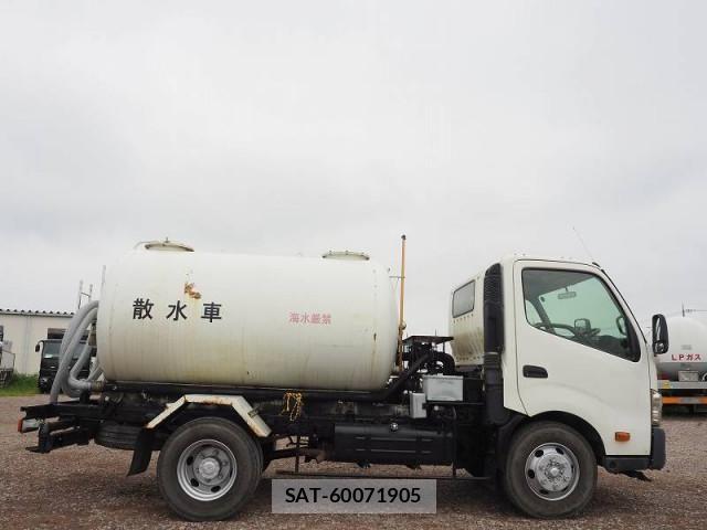 Toyota DYNA TRUCK 2013-07 8626569-5