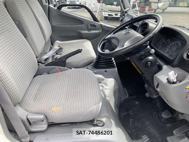 Toyota DYNA TRUCK 2018-10 8626574-2