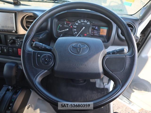 Toyota DYNA TRUCK 2022-08 8658861-3