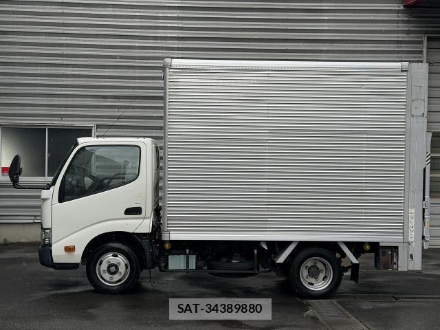 Toyota DYNA TRUCK 2018-06 8658864-1