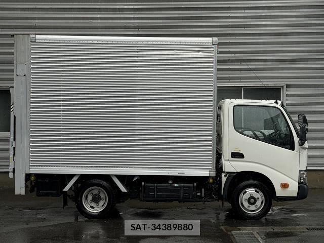 Toyota DYNA TRUCK 2018-06 8658864-2